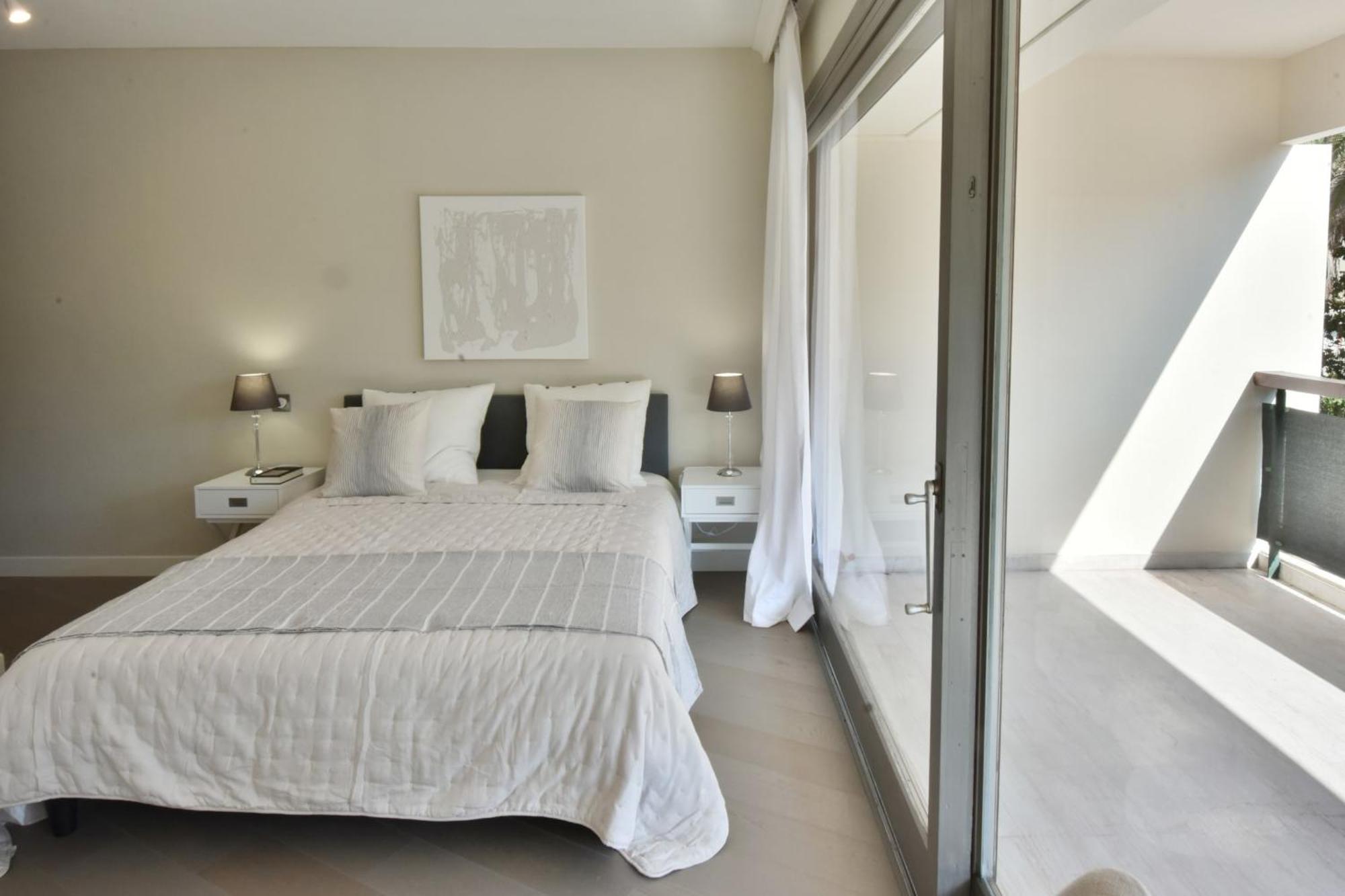 Appartement New 2 Bedrooms 15 Minutes To Palais Des Festivals&beaches! *