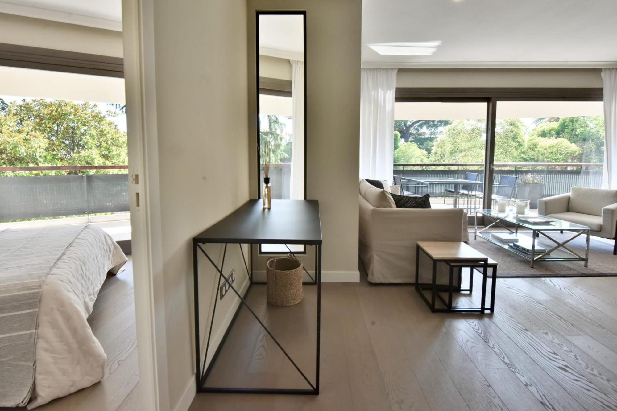 New 2 Bedrooms 15 Minutes To Palais Des Festivals&beaches! Appartement